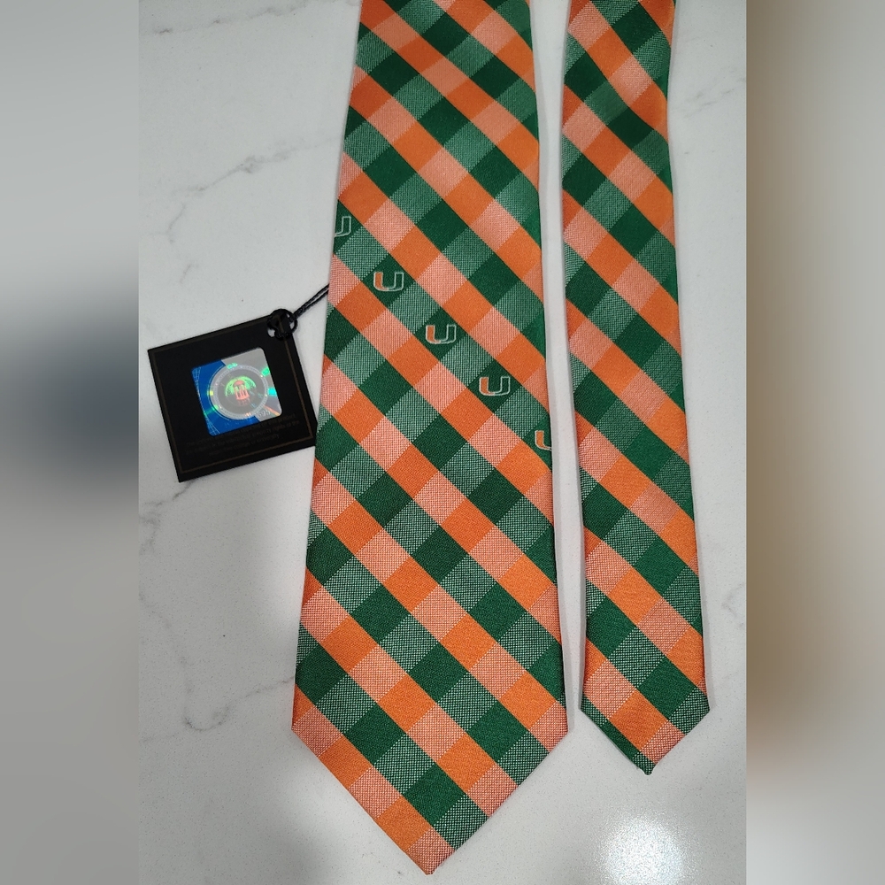 NWT U. of Miami Hurricanes Men's Tie Check by Eagles Wings